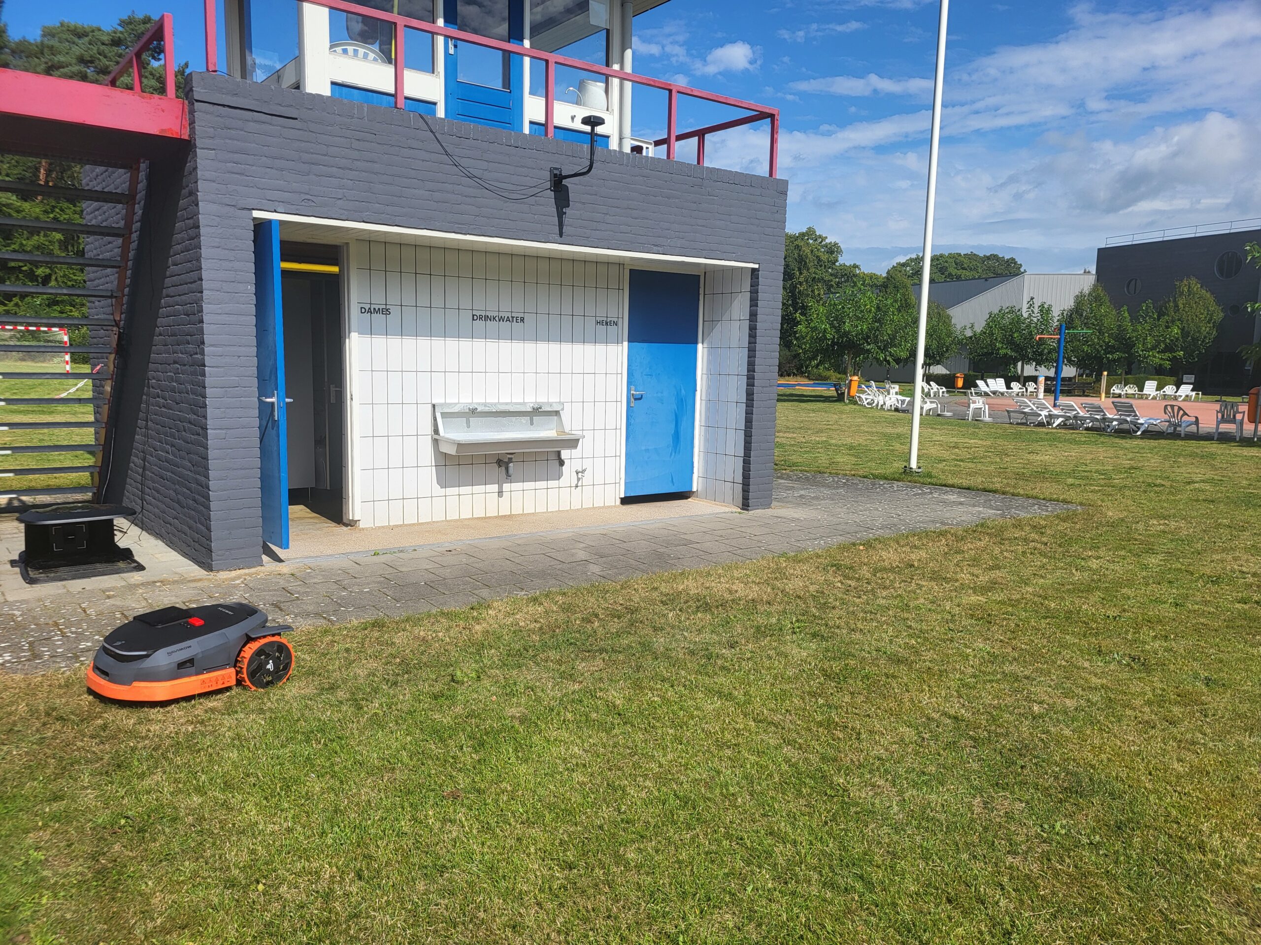 Segway Navimow x390e robotmaaier voor zwembad Vaassen