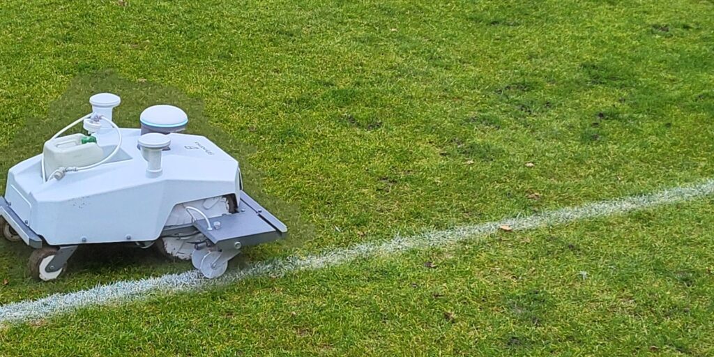 FJD belijnings robot voetbalveld